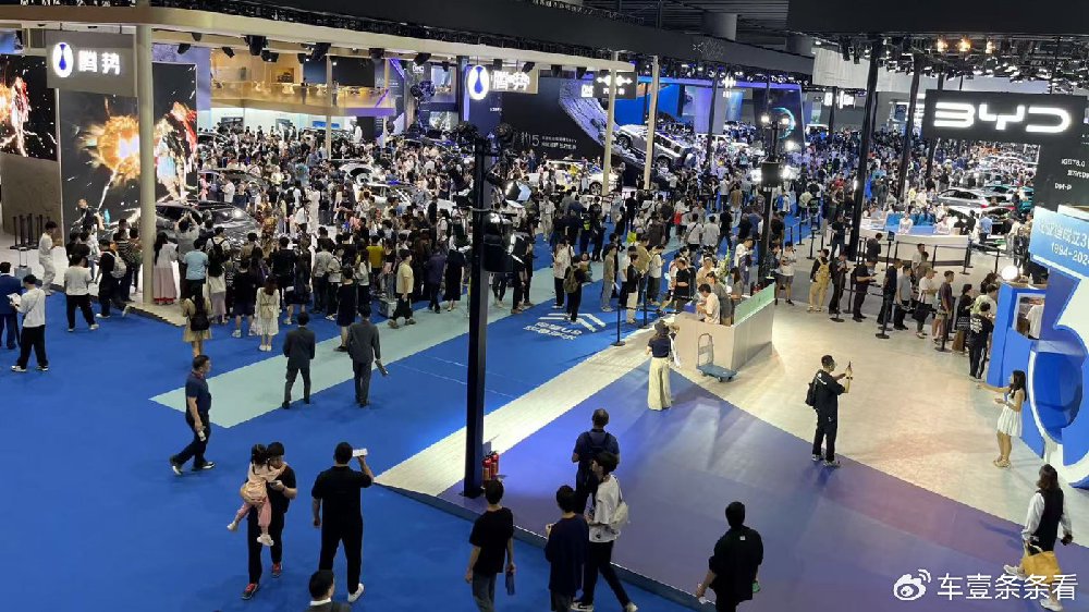 淘汰赛开始？十几家品牌缺席广州车展，劳斯莱斯也没来