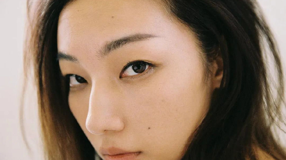 那尔那茜 ，天下共姐