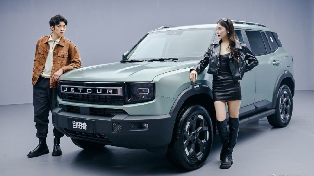 捷途自由者燃油方盒子SUV上市 起售价12.49万元