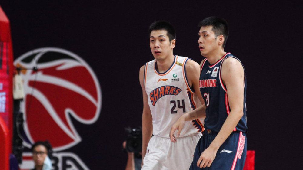 广东输得惨烈，四人离场，两人伤退