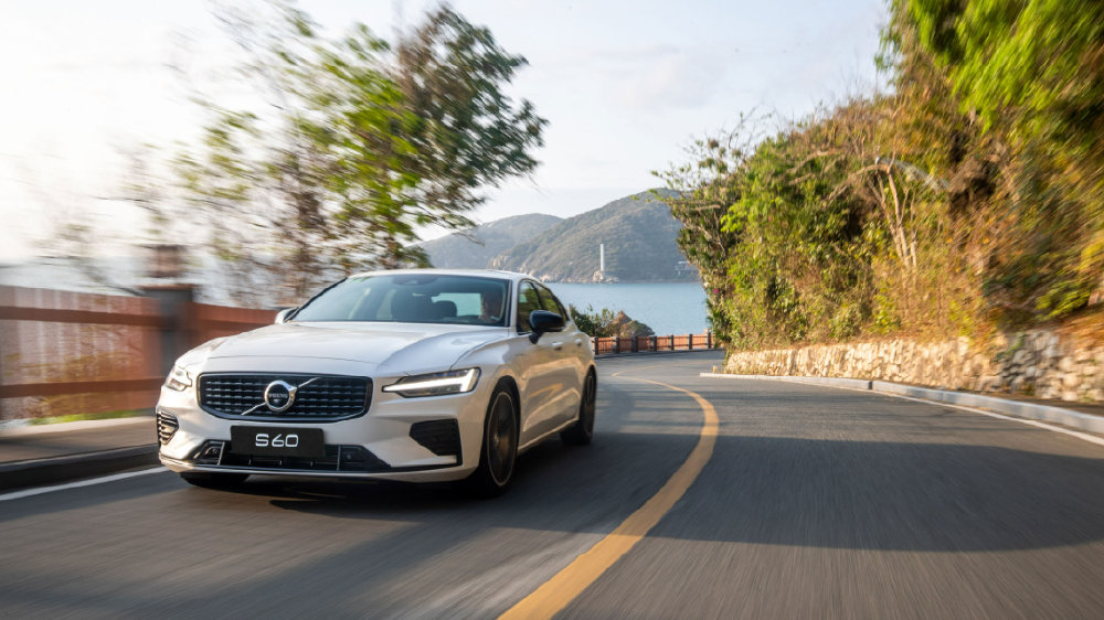 18.9万起！年轻人的第一台豪华轿车，买6不买5