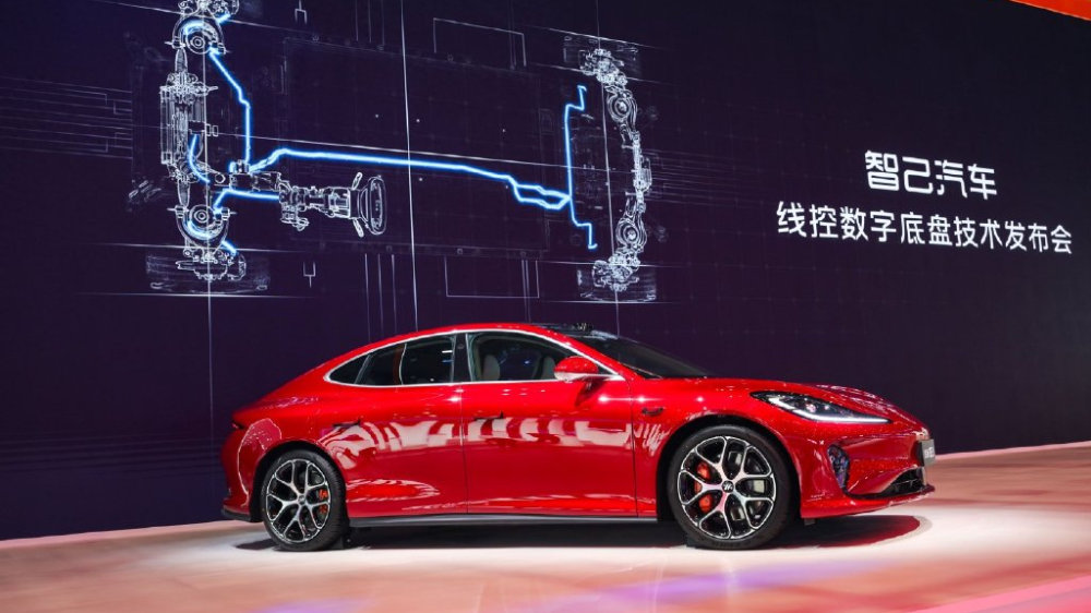 智己汽车发布线控数字底盘技术，今年下半年率先量产上车线控底盘