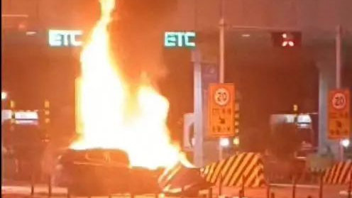 宝马电动车高速撞击爆燃，谁能解决新能源汽车安全难题