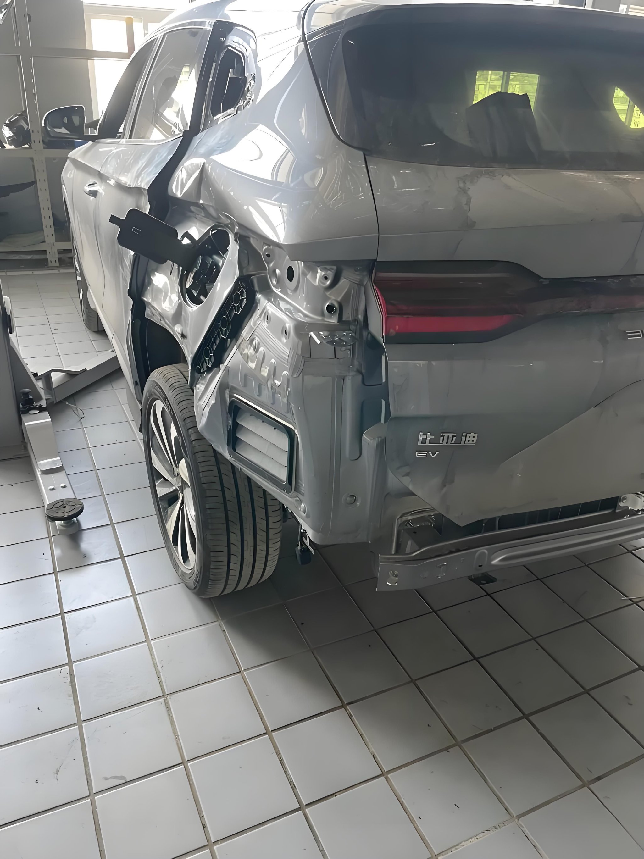 新能源车老被拒保的真实原因，有险率高、维修价格贵、数据积累不足三方面因素