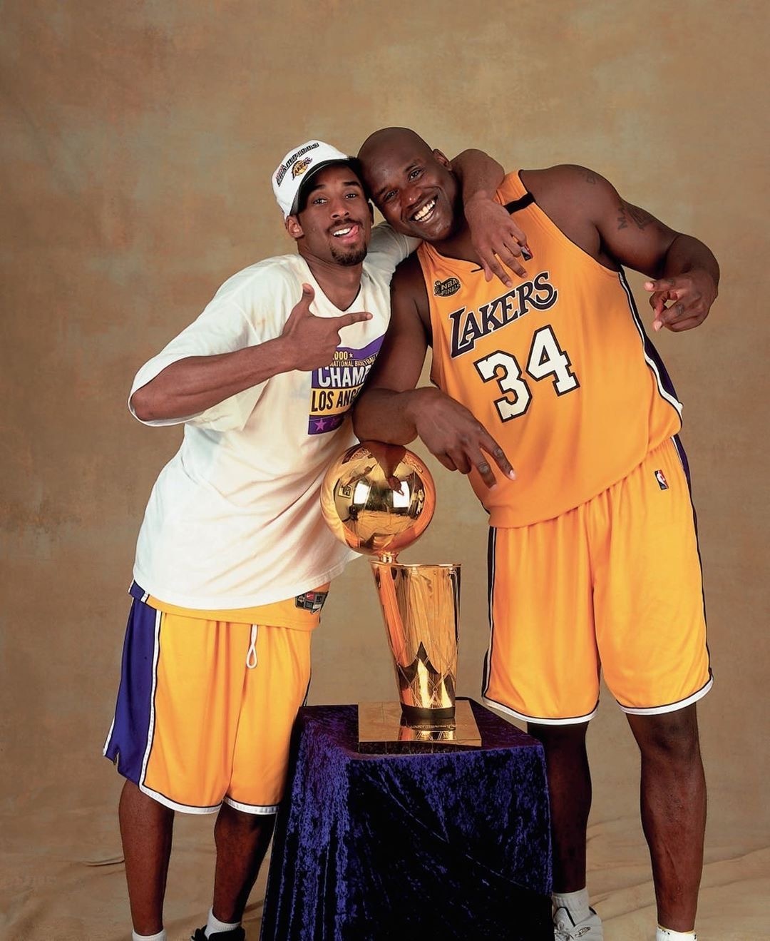 奥尼尔祝贺@kobebryant ,加内特和邓肯入选名人堂