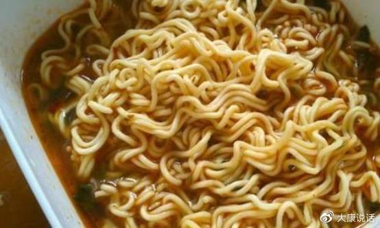 人工合成的6种“垃圾食品”，榜首很多人还在吃，1项运动来补救-人工合成的物质可以作为食品添加剂吗