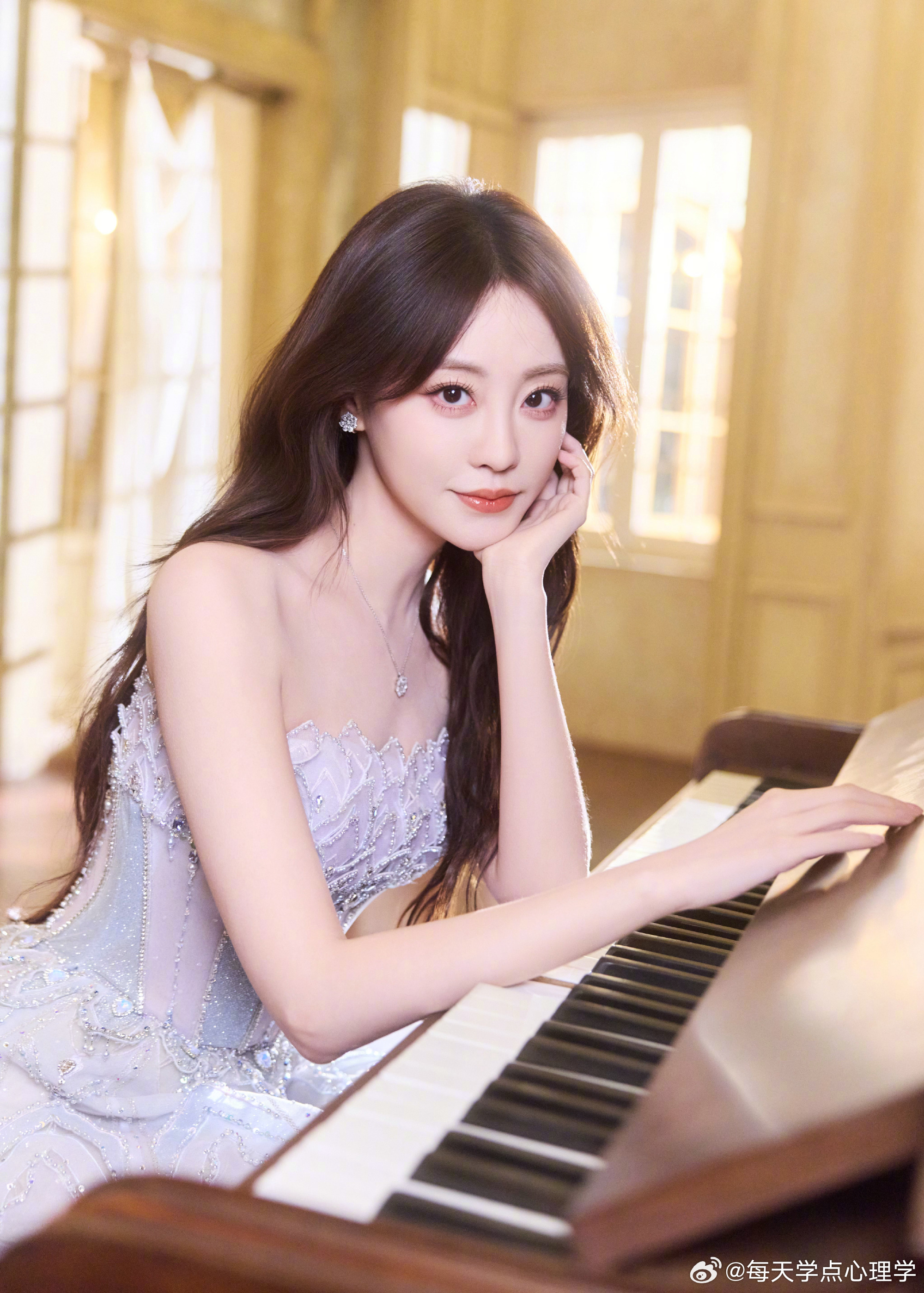 又宠粉了祝绪丹 好美的祝祝好美的女宝们 我们浪姐组又有新合照了