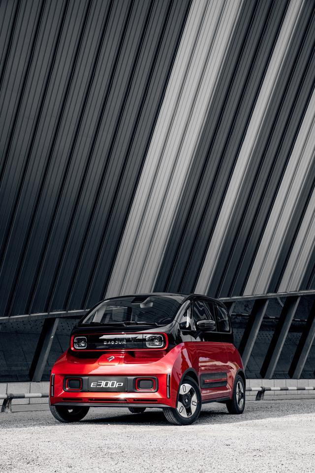 新宝骏E300:想象中纯电小车的模样、内涵和价格,它都有