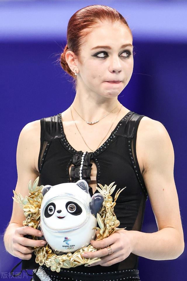 特鲁索娃痛哭称讨厌花样滑冰休闲区蓝鸢梦想 - Www.slyday.coM 特鲁索娃痛哭称讨厌花样滑冰休闲区蓝鸢梦想 - Www.slyday.coM