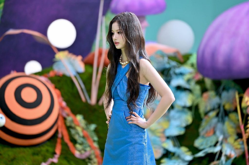 NMIXX有3位成员放弃高考,组合出道便进入瓶颈期,JYP别辜负成员休闲区蓝鸢梦想 - Www.slyday.coM NMIXX有3位成员放弃高考,组合出道便进入瓶颈期,JYP别辜负成员休闲区蓝鸢梦想 - Www.slyday.coM