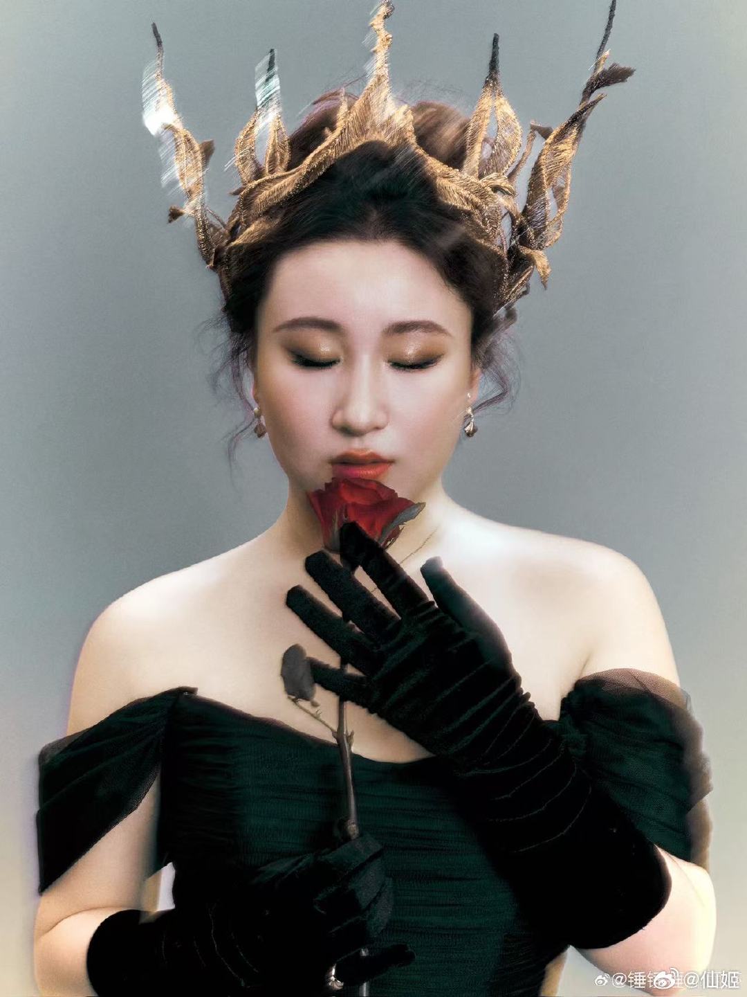 锤娜丽莎十年专辑《白乌鸦》发布，诠释本色音乐态度