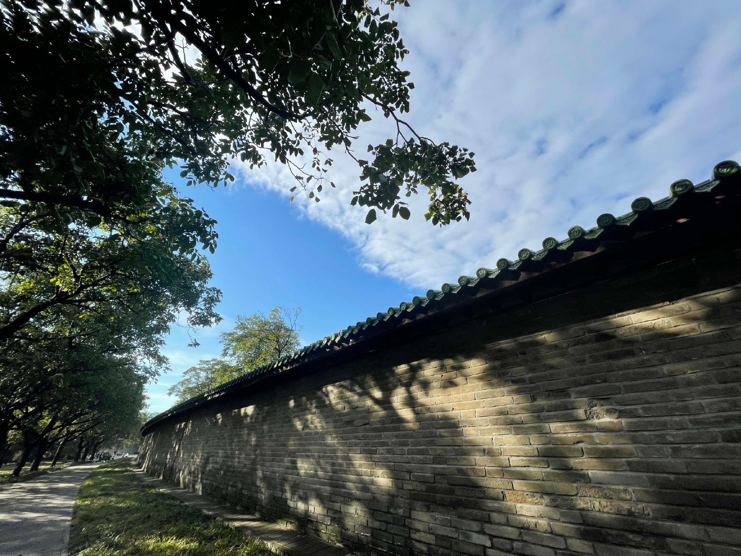 国庆假期最后一天,北京久违的蓝天白云“上线”!休闲区蓝鸢梦想 - Www.slyday.coM 国庆假期最后一天,北京久违的蓝天白云“上线”!休闲区蓝鸢梦想 - Www.slyday.coM