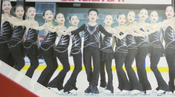 学生家长:花3万元让孩子学习花样滑冰很“值”休闲区蓝鸢梦想 - Www.slyday.coM 学生家长:花3万元让孩子学习花样滑冰很“值”休闲区蓝鸢梦想 - Www.slyday.coM