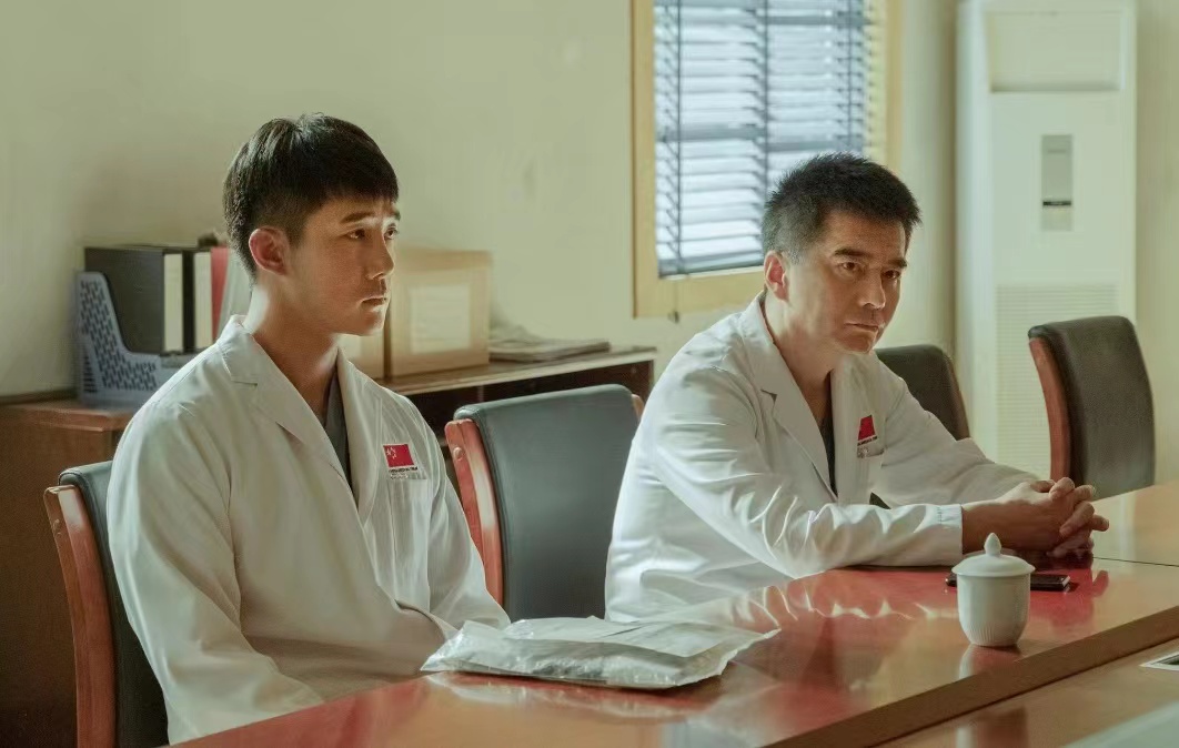 埃博拉前线