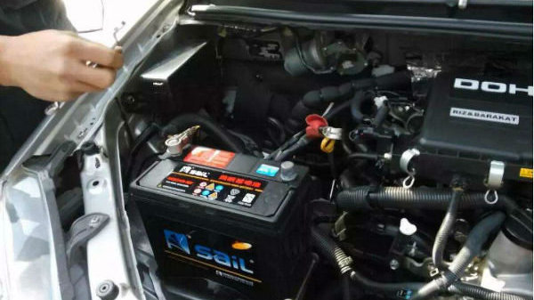 车子电池终生免维护是不是不需要保养了？非也！电池保养了解一下