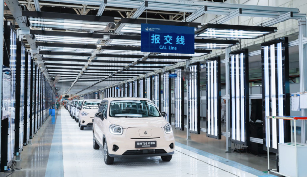 从零跑身上,看到了比亚迪和特斯拉的影子?休闲区蓝鸢梦想 - Www.slyday.coM 从零跑身上,看到了比亚迪和特斯拉的影子?休闲区蓝鸢梦想 - Www.slyday.coM