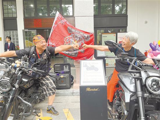 机车巡游燃动“摩托之都”