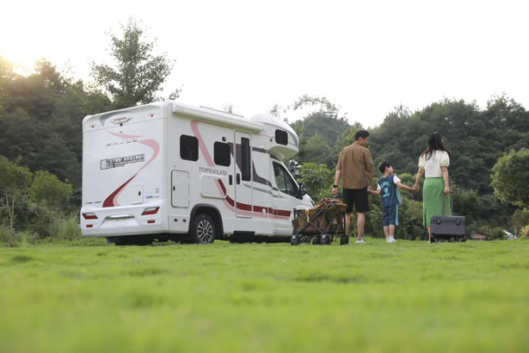 房车越“卷”越热,上汽大通真把旅行玩明白了休闲区蓝鸢梦想 - Www.slyday.coM 房车越“卷”越热,上汽大通真把旅行玩明白了休闲区蓝鸢梦想 - Www.slyday.coM