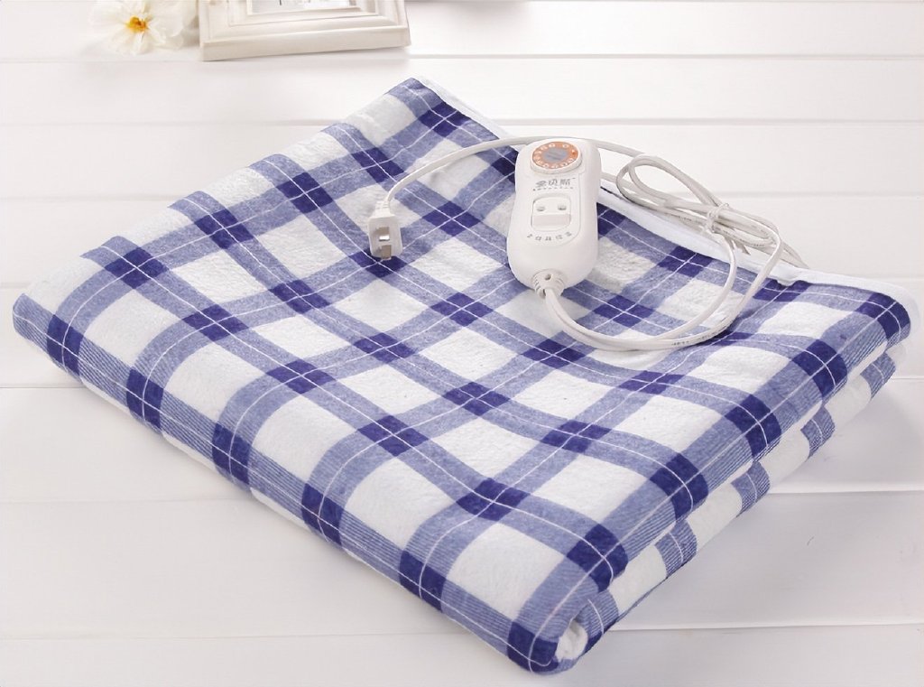 提醒大家：尽量别买这3种电热毯，不实用还有可能存在安全隐患！休闲区蓝鸢梦想 - Www.slyday.coM