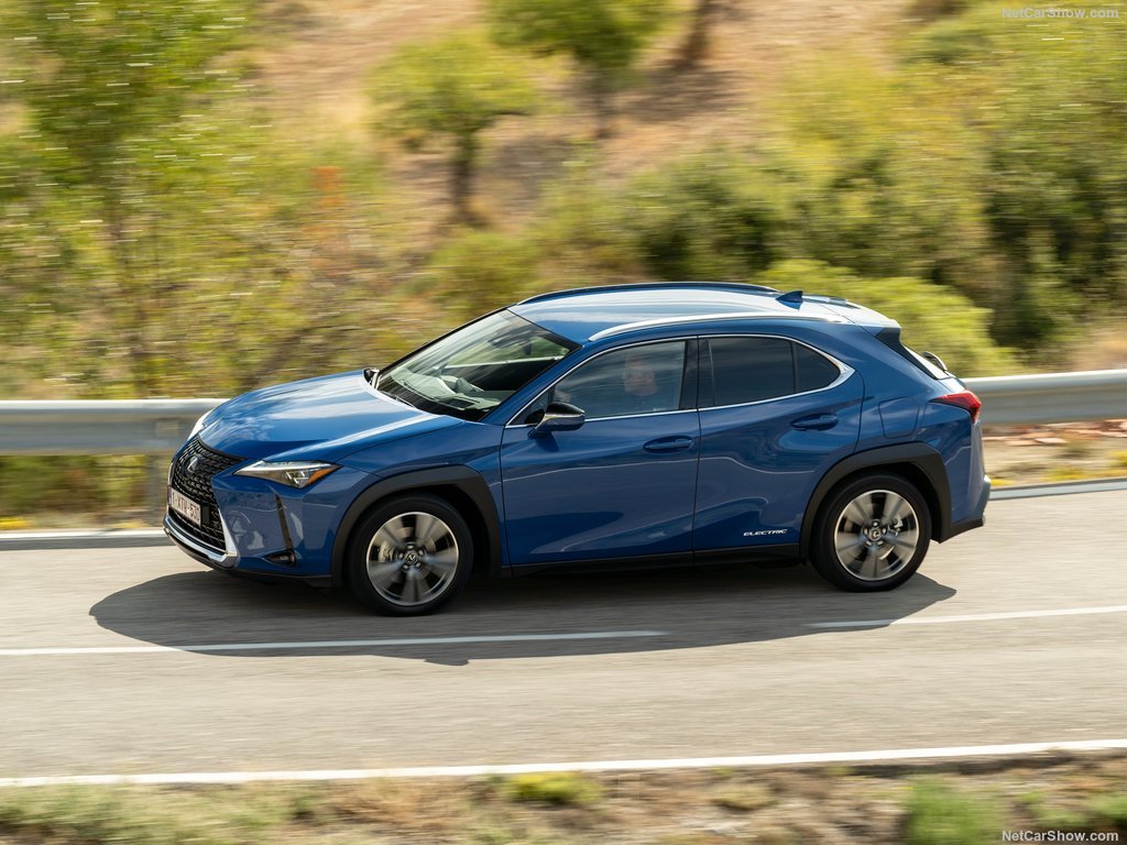 雷克萨斯全新UX300e