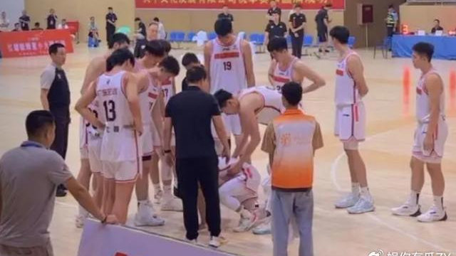 五连爆阴，股市熔炉，周一周二会续爆吗？