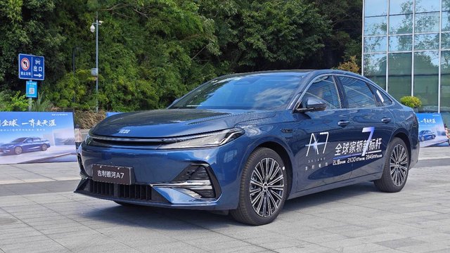 银河A7购车手册，10万级插混中级轿车，推荐150km探索+