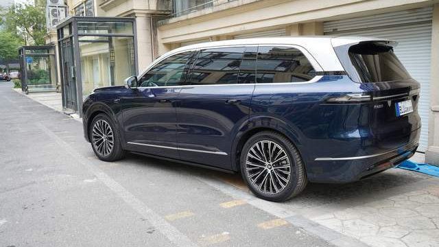 一觉醒来，深蓝S09评论区“翻车”了