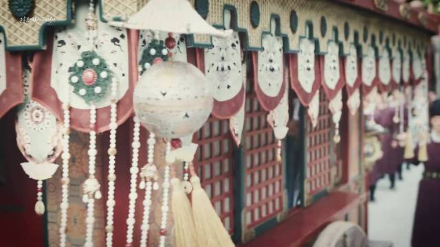 “我的死对头一开始是我的老师，后来变成了我的赘婿”