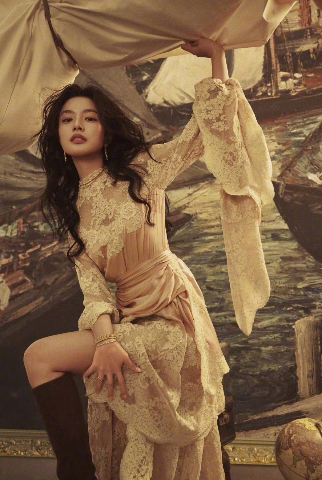 徐若晗尖叫之夜造型撞衫田曦薇几个月之前这套了，都很美呀