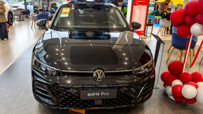 帕萨特“逼”的汉改款，至境L7大定破万，合资品牌反攻虽迟但到？