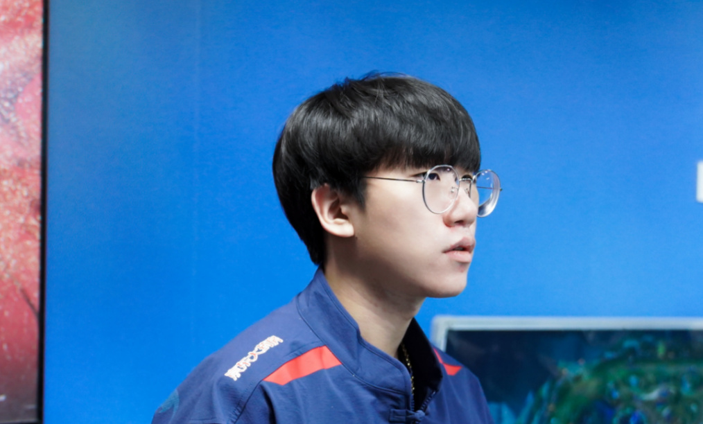 银河战舰瑟瑟发抖？管泽元新年愿望：JDG夺冠！尺帝FMVP休闲区蓝鸢梦想 - Www.slyday.coM