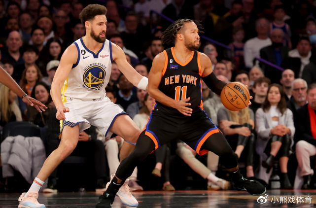 勇士主场力克强敌比分紧咬