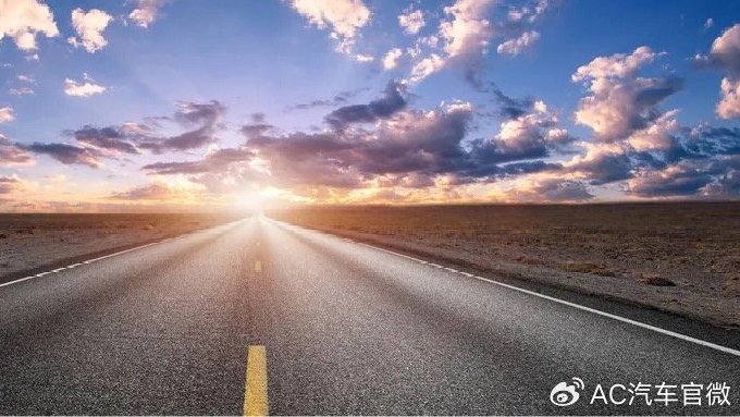 前有比亚迪车险亏2200万，后有小米车险入场，新能源车险成必争之地？