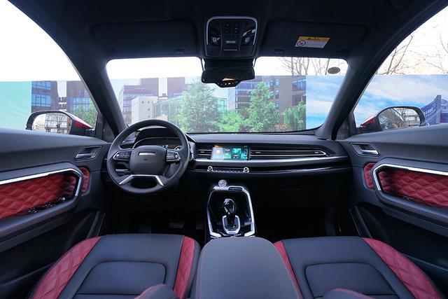 哈弗H6销量突破300万辆,盘点“神车”和对手们谁更值得买