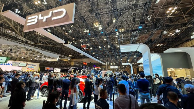 东京车展被比亚迪抢风头，国产车长脸了，日本厂商着急了