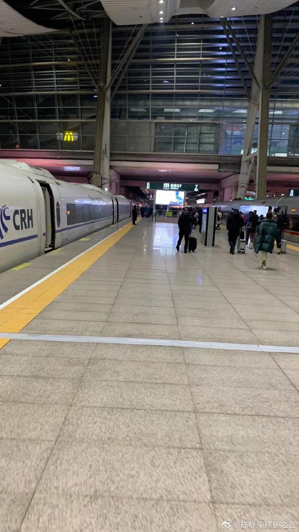 被姐夫投毒女孩完成肺移植手术:已经苏醒,生命体征平稳休闲区蓝鸢梦想 - Www.slyday.coM 被姐夫投毒女孩完成肺移植手术:已经苏醒,生命体征平稳休闲区蓝鸢梦想 - Www.slyday.coM