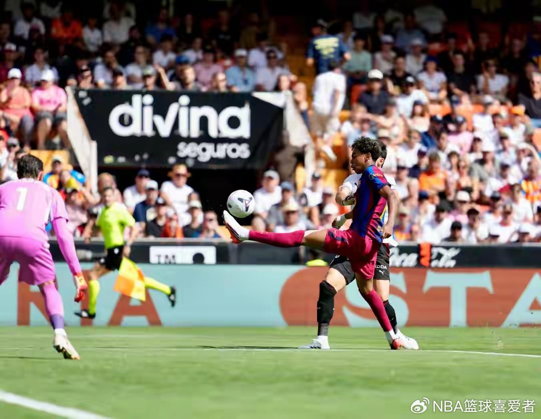 5-0横扫，他独造三球！巴萨太猛了，西甲四战皆胜，排名高居榜首