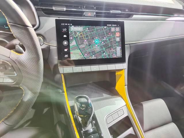 新名爵6,今后街头你会常见到的一道绿光