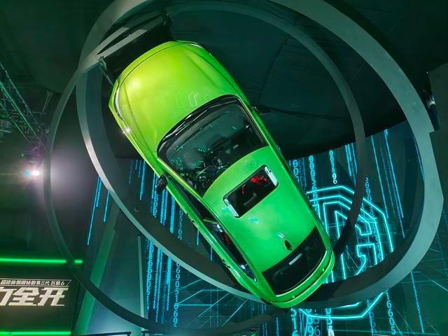 新名爵6,今后街头你会常见到的一道绿光