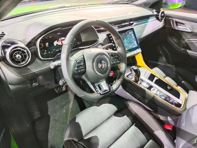 新名爵6,今后街头你会常见到的一道绿光