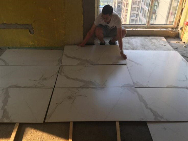 地板好还是地砖好_装修地板好还是地砖好_地面铺地砖好还是木地板好