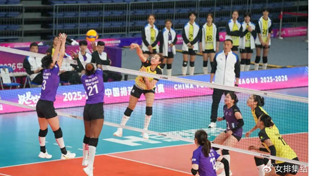 科内利亚诺不败，最佳阵容却无人入选？朱婷、庄宇珊落选意甲月度最佳引发热议