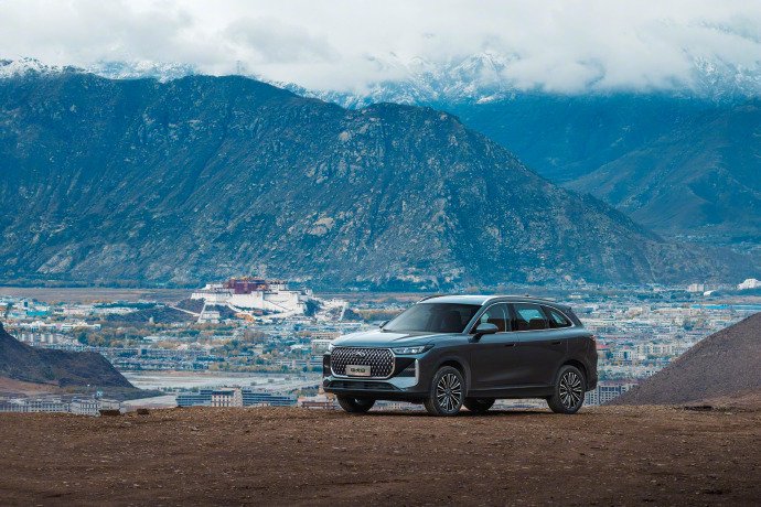 第五代瑞虎8携1.6T鲲鹏动力挑战高原自驾