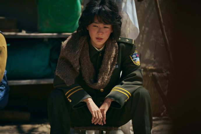 马思纯为生命树宣传，提及杨紫参演艰辛