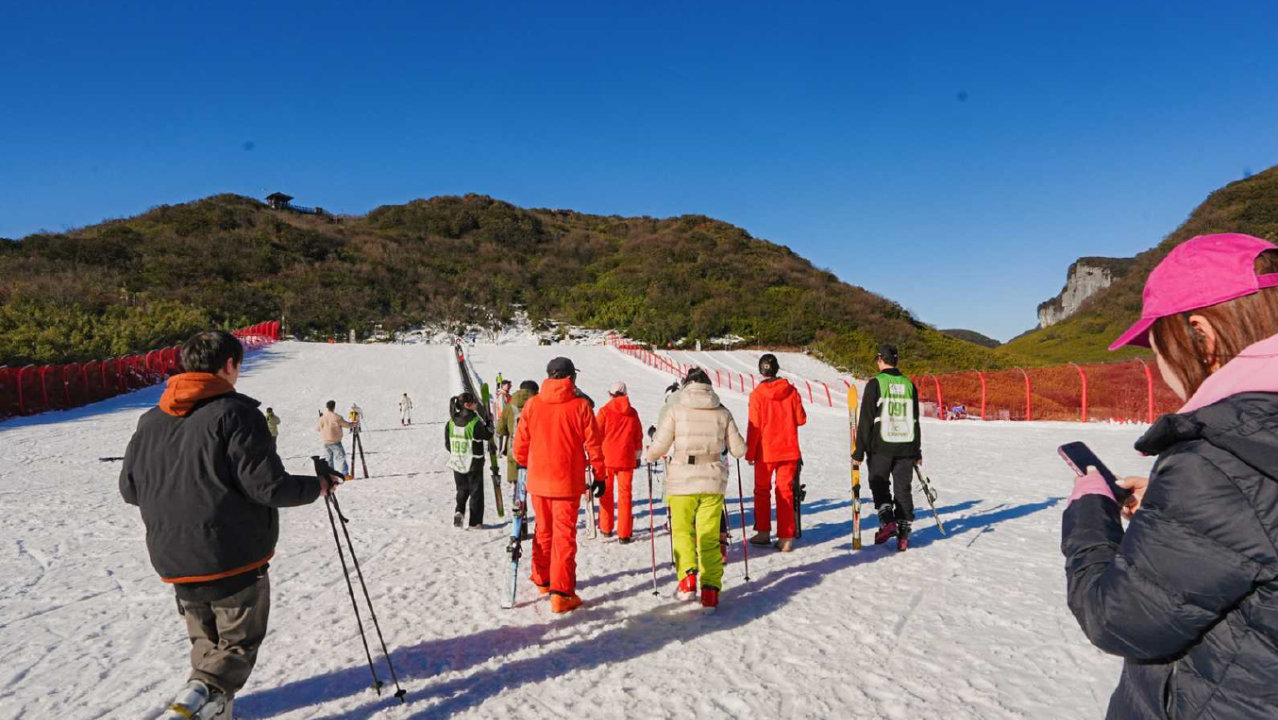金佛山作为重庆唯一拥有雾凇奇观的景区，早已是本地人的冰雪秘境—