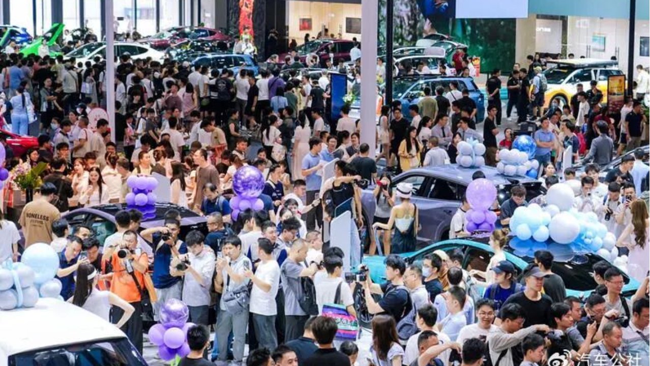 为消费者兜底这件事，怎么就不愿卷了？
