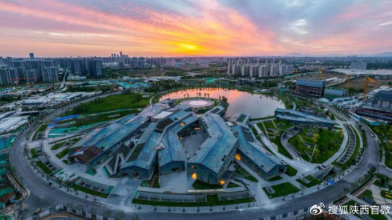 西安领充新能源总部基地2号楼 在双千亿产业的圆心处，给企业占一位置