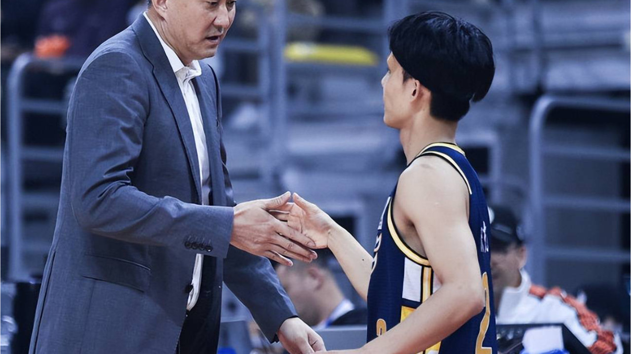 CBA最新积分榜排名！广东杀回前3，辽宁第4，夺冠大热门倒数第一