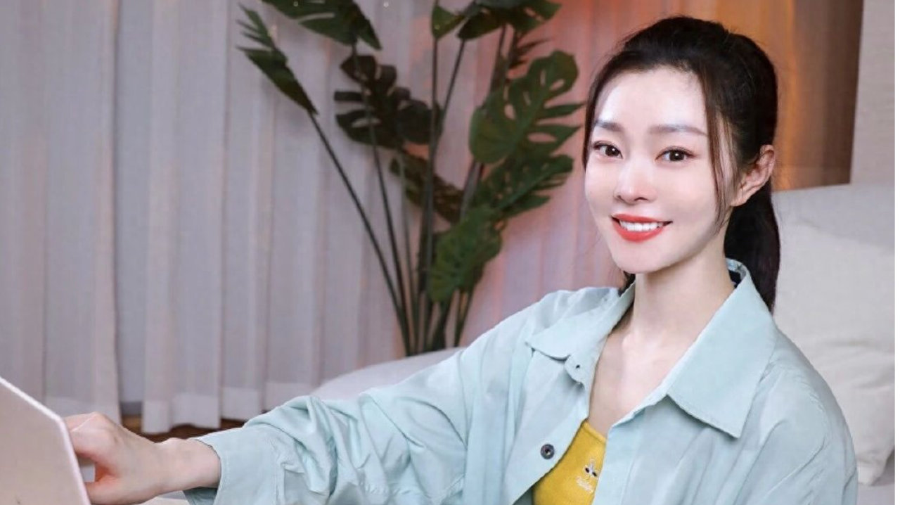 35岁宋轶的豪宅火了，仅一厨房就圈粉无数，那叫一个高级，晒晒