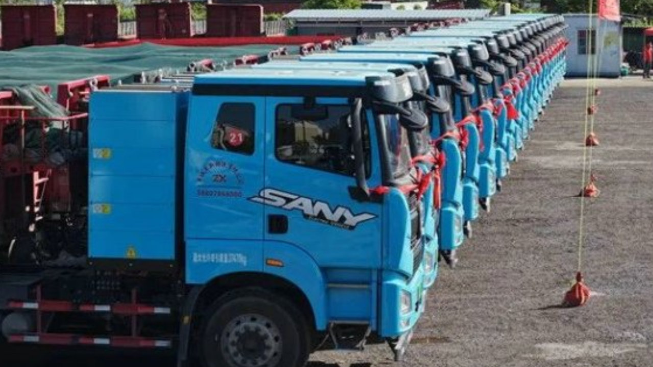 三一第一 徐工第二 10月充电重卡销1.4万辆大涨1.8倍